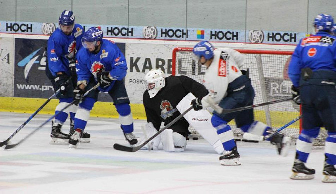 Druholigoví táborští hokejisté vyrukovali poprvé v nové sezoně na led